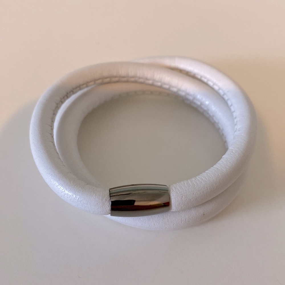 STORY by Kranz & Ziegler - White Leather Bracelet - New